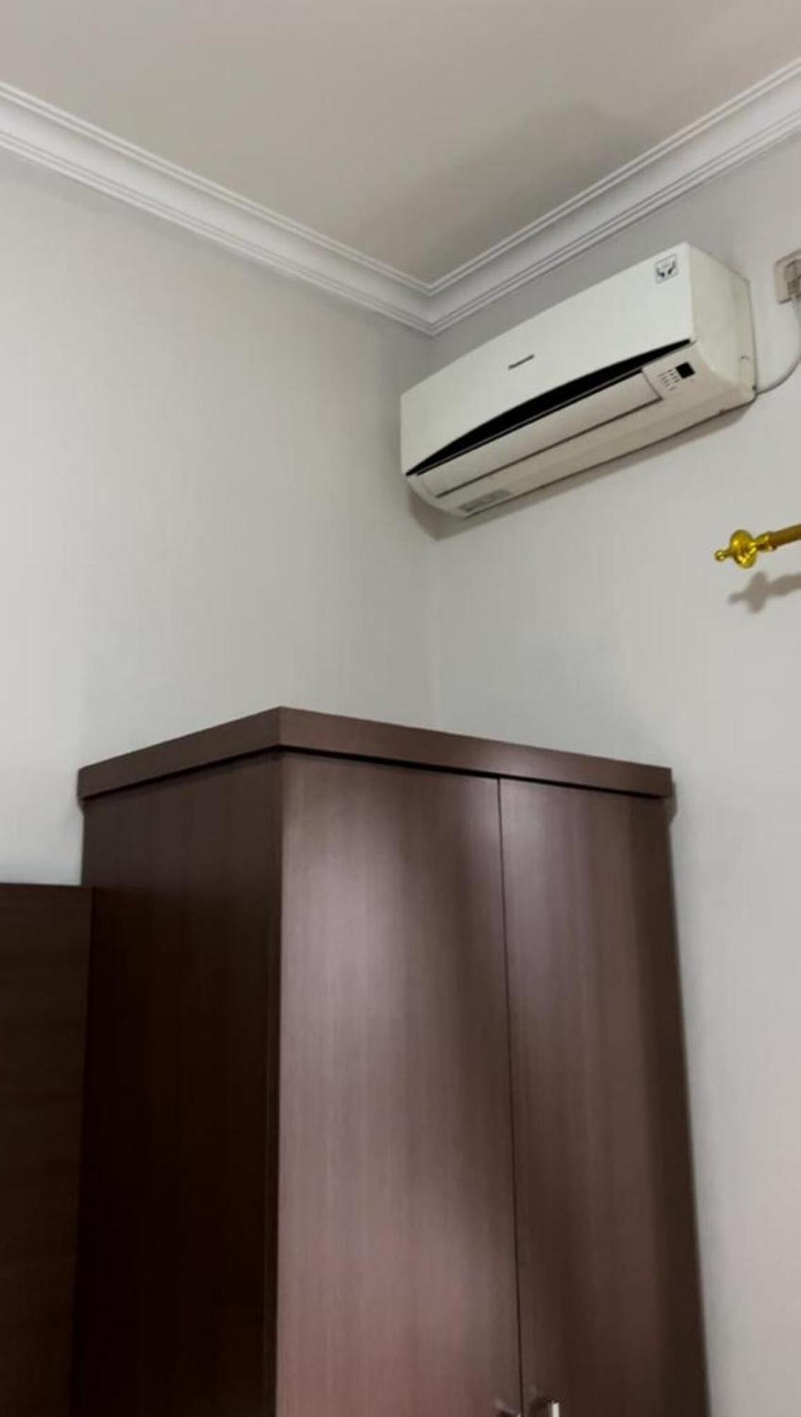 Hens Guesthouse Syariah Gadobangkong Luaran gambar